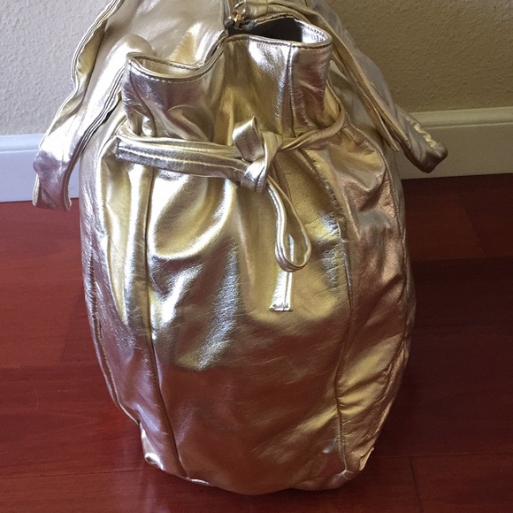 AUTHENTIC LARGE GOLD METALLIC GUCCI HYSTERIA PURSE XL BAG - Picture 8 of 17